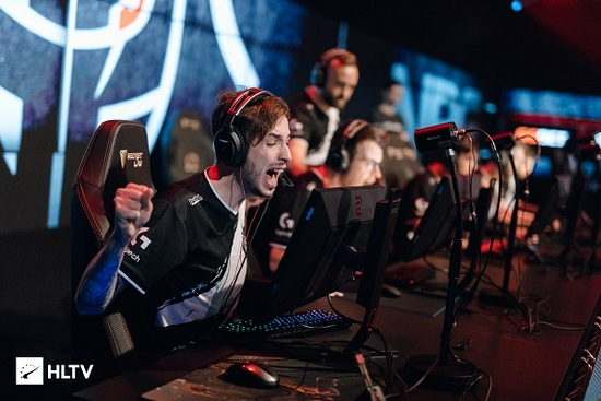 里奇错失了 里奇错失了