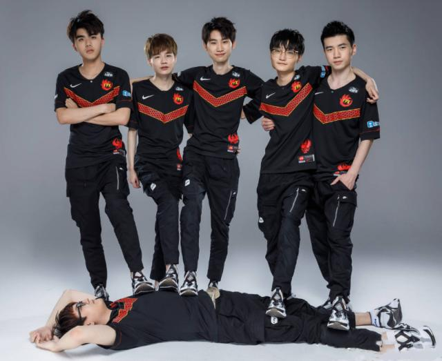 员们的场上 员们的场上