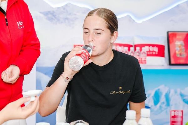 东核心后卫 东核心后卫