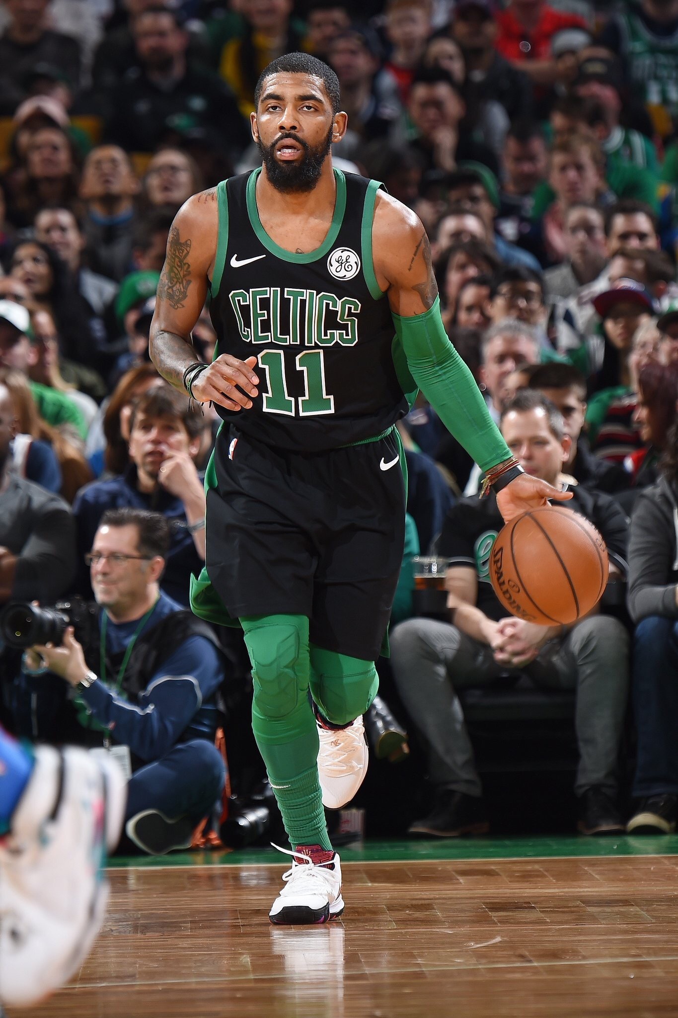 而是以小范 而是以小范